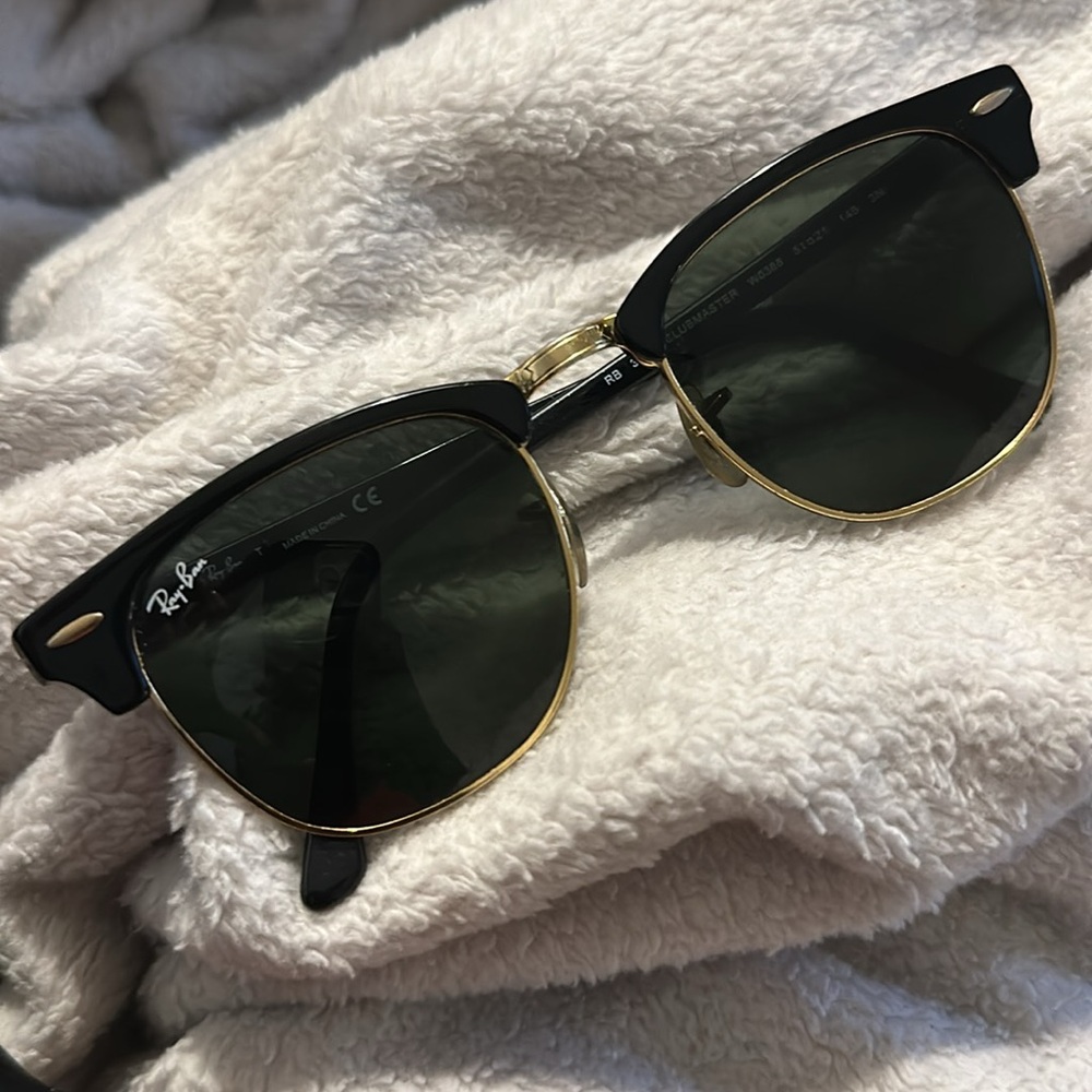 RAY-BAN Clubmaster Classic Sunglasses